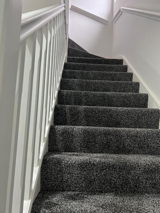 The Grande Residence - Close To Central London & Next To Northfield Tube Station Hanwell 외부 사진